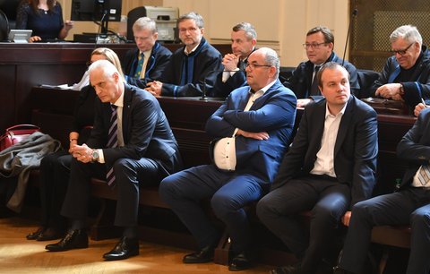 Miroslav Pelta a další obžalovaní čekají na vynesení rozsudku