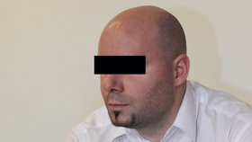Policista Pavel S. (29) u Krajského soudu v Plzni