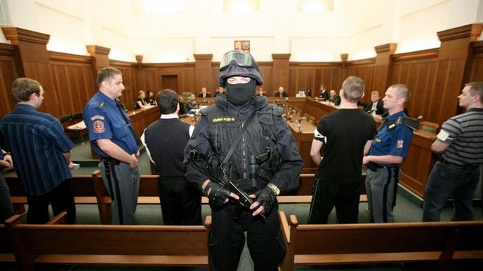 Soud se žháři z Vítkova probíhal za přísných bezpečnostních opatření