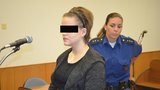 Zamilovala jsem se a on mě znásilnil: Simona (18) za vraždu přítele dostala 18 let