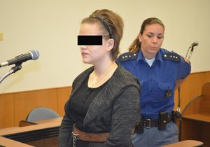 Simona (18) za vraždu přítele Václava (†37) dostala 18 let vězení. Odvolala se.