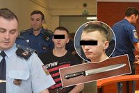 Brutální rozchod pečetil Dominik 17 ranami nožem: Před soudem však slzy neproléval