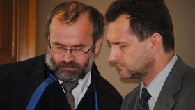 Ředitel ZŠ v Libouchci na Ústecku Zdeněk Fišer pravomocně odsouzený za pohlavní zneužití 14leté dívky