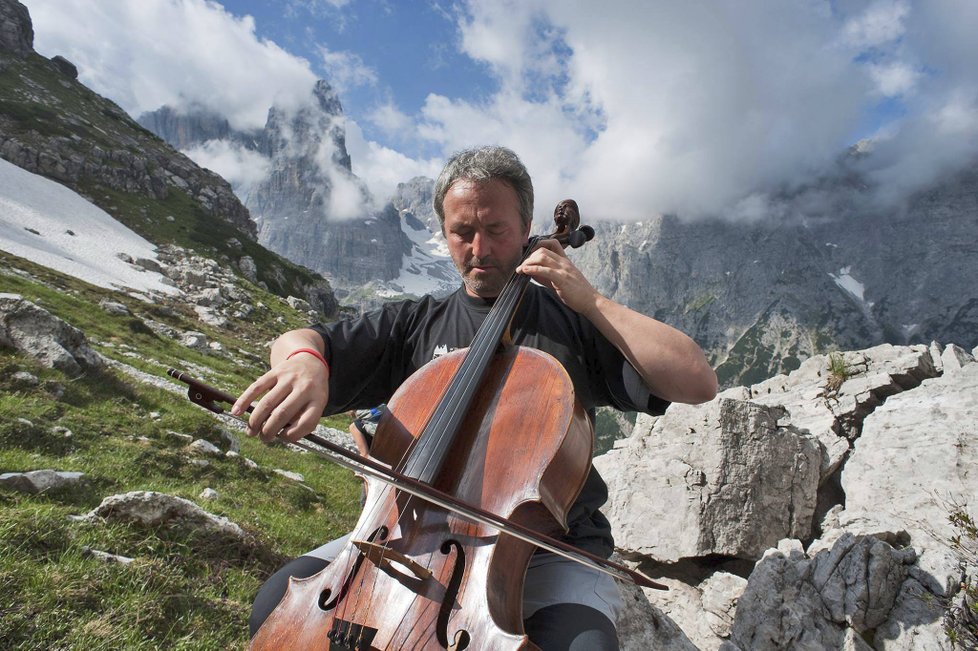 Violoncellista Mario Brunello