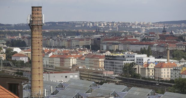 Do Národního muzea se po 11 letech vrátilo sousoší dvou okřídlených chlapeckých géniů.