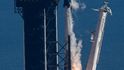 Start nové a větší verze bezpilotní zásobovací lodi Cargo Dragon společnosti SpaceX z amerického Kennedyho vesmírného střediska na Mezinárodní vesmírnou stanici (ISS)