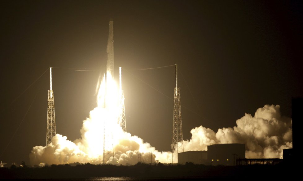 Start lodě Dragon společnosti SpaceX
