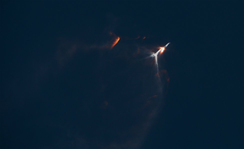 Hlavní úspěch testu: Starship se oddělila od boosteru Super Heavy (18. 11. 2023).