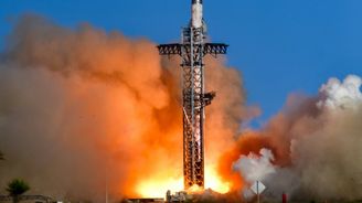 Americký sen znovu ožil. Burzovní vpád SpaceX nasekal boháče ze svářečů i myčů nádobí, stačilo věřit Americký sen znovu ožil. Burzovní vpád SpaceX nasekal boháče ze svářečů i myčů nádobí, stačilo věřit