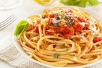 Špagety s omáčkou amatriciana