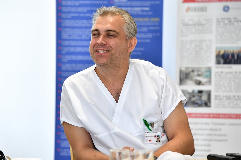 Profesor Ondřej Ludka ze Spánkového Fakultní nemocnice u sv. Anny v Brně