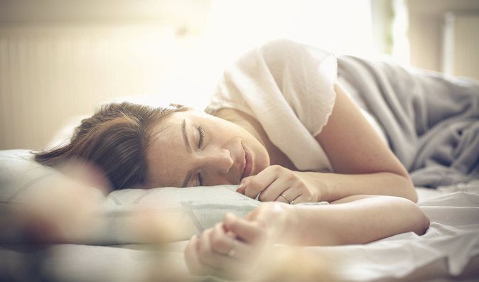 Vitamíny a minerály, které potřebujete pro kvalitní usínání a spánek. Kde je najdete?