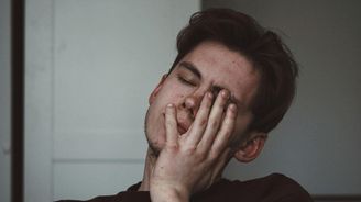 Proč jsme na začátku podzimu unavenější? 7 návyků, které pomohou tělu zvládnout změnu sezóny Proč jsme na začátku podzimu unavenější? 7 návyků, které pomohou tělu zvládnout změnu sezóny