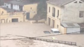 Ničivé záplavy na jihu a východě Španělska.