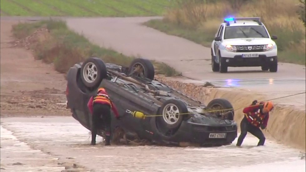 Ničivé záplavy na jihu a východě Španělska.