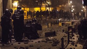 Následky dramatické demonstrace za zemřelého migranta ve Španelsku 