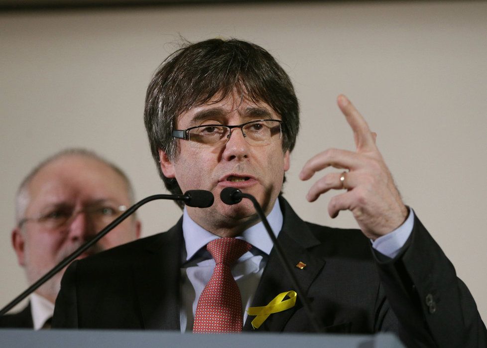 Katalánský expremiér Carles Puigdemont.
