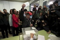 Katalánsko dohlasovalo. Separatisté ve volbách zřejmě získají většinu