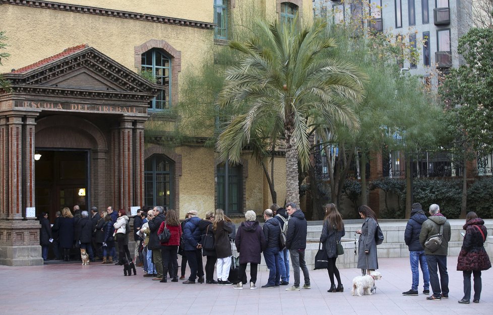 Předčasné volby v Katalánsku.