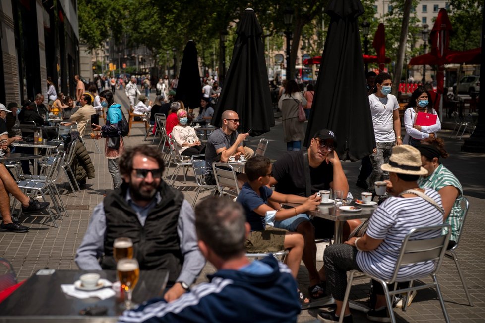 Španělsko se otevírá naočkovaným turistům ze všech zemí a doufá v rozjezd cestovního ruchu