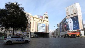 Drama ve Španělsku: 100 mrtvých za jediný den. Policie vyhání lidi z parků