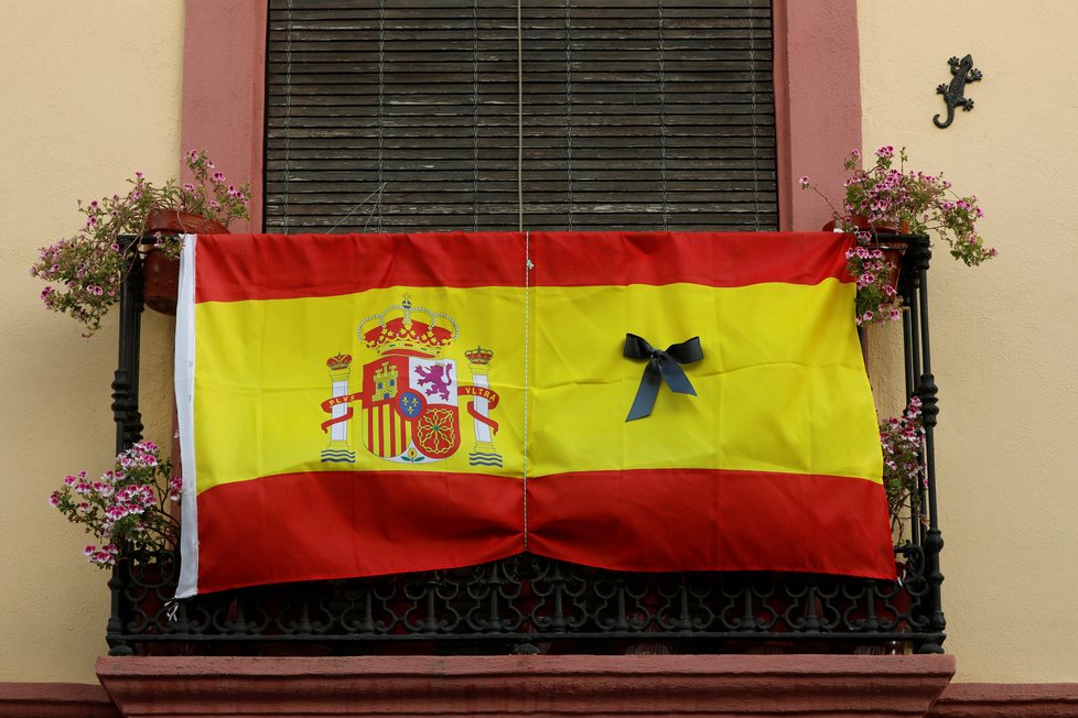 Španělsko truchlí za oběti koronaviru (26.5.2020)