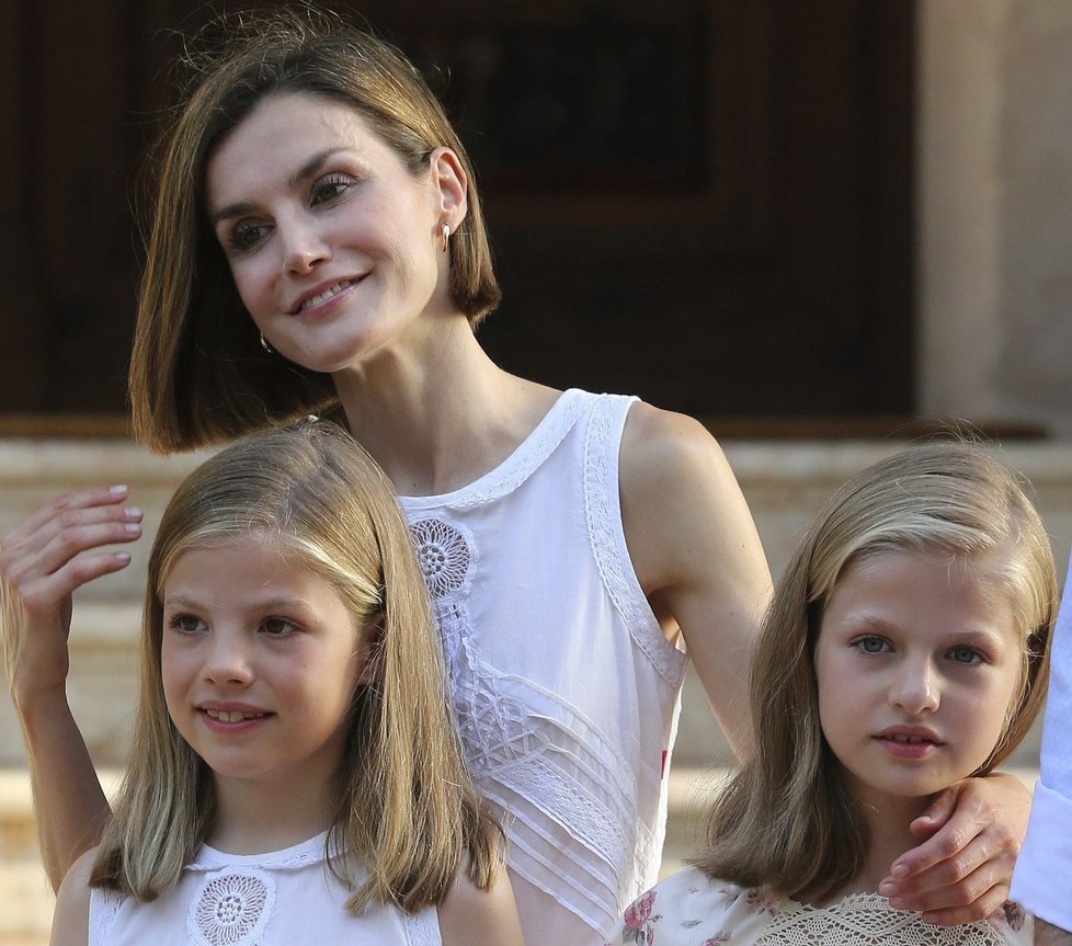 Španělský král Felipe a královna Letizia se fotili na Mallorce s dcerami Leonor a Sofií