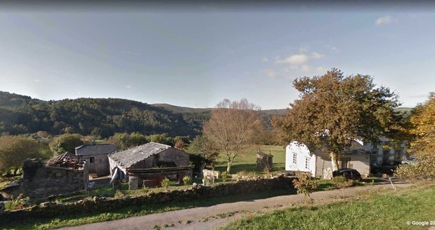 V ceně jednoho domu si můžete ve španělské Galicii koupit celou vesnici.