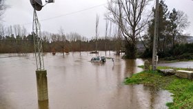 Španělsko a Portugalsko zasáhly hned tři prudké bouře najednou.