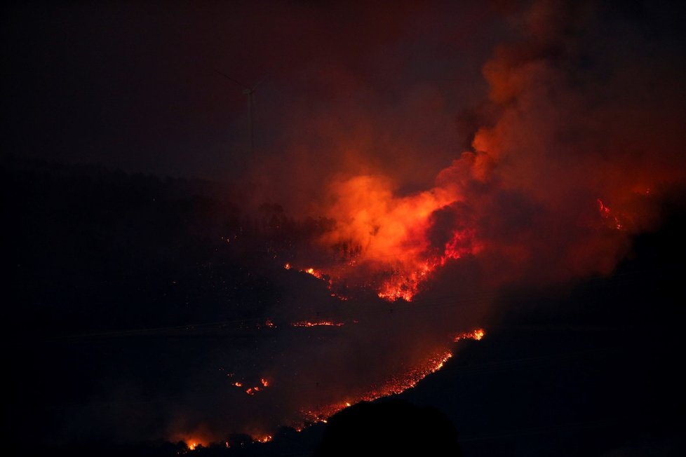 Boj s požáry ve Španělsku (18.7.2022)