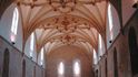 Cisterciácký klášter Veruela je v Aragonii nejstarší. Interiér tvoří složité klenby.
