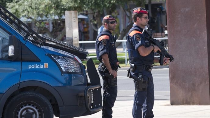 Španělská policie po teroristických útocích v roce 2017 