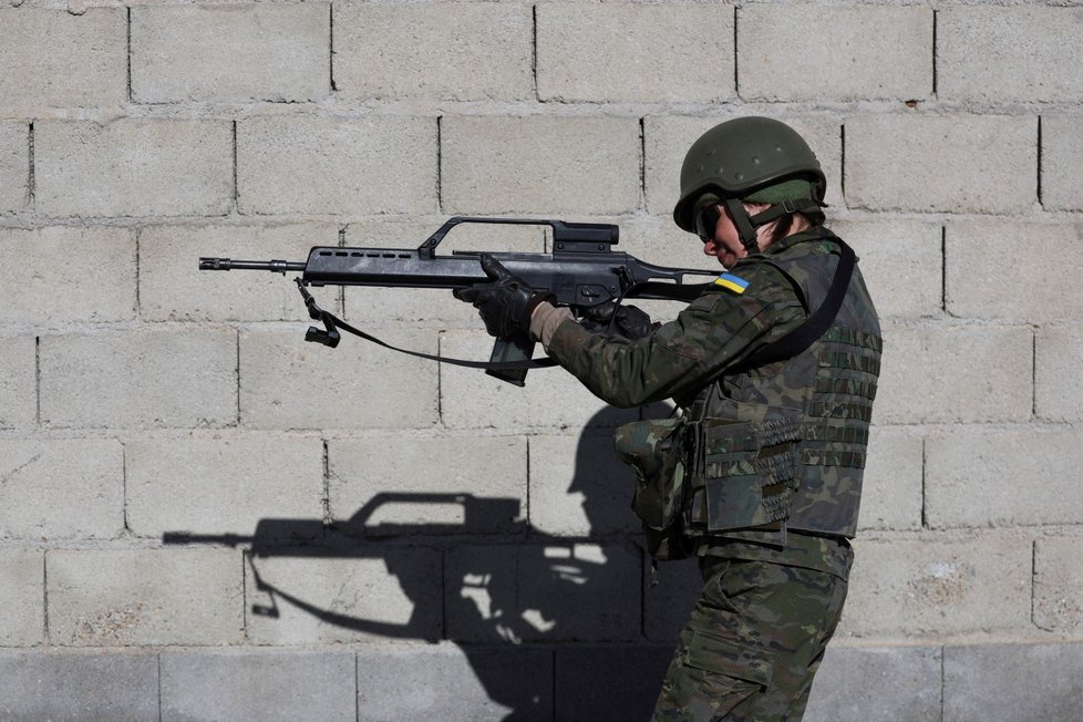 Výcvik ukrajinských vojáků ve Španělsku (4. 2. 2023).