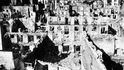 Španělské město Guernica je nejznámější oběťí bombardování Legií Kondor nacistické Luftwaffe během španělské občanské války dne 26. dubna 1937