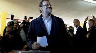 Rajoy se pokusí sestavit vládu. Blíž k většině má ale španělská levice