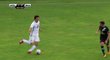 Záložník Sparty Tomáš Rosický v akci, zápas si zahrál poprvé od září minulého roku