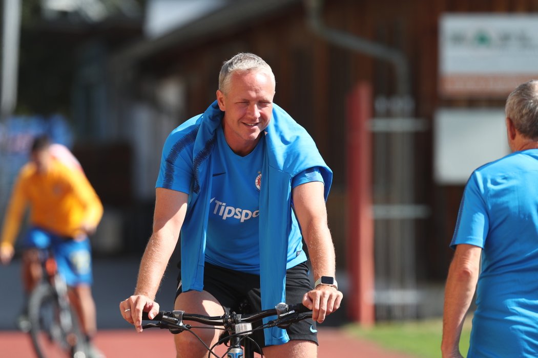 Nový trenér Sparty Tomáš Jílek už cepuje tým, aby ho co nejlépe připravil na start nové sezony 