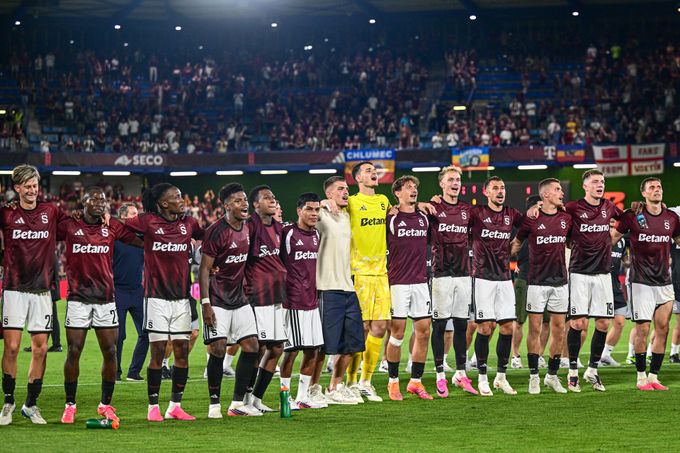 Sparta mi vyrazila dech, poprvé v historii budu jen chválit. Fotbal v moderním balení Sparta mi vyrazila dech, poprvé v historii budu jen chválit. Fotbal v moderním balení