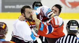 Týmy z KHL, Katar i turnaje v cizině. Co čeká extraligu během ZOH?