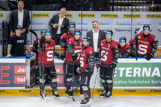 Prořídlá Sparta se trápí: minus šest hráčů! Zachraňují ji posily, Kladno řeší detaily Prořídlá Sparta se trápí: minus šest hráčů! Zachraňují ji posily, Kladno řeší detaily