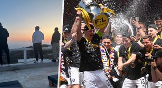 Mistři v luxusním ráji! Sparťani si užívají oslavy naplno Mistři v luxusním ráji! Sparťani si užívají oslavy naplno