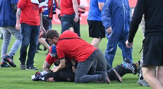 Českou kopanou otřásla skandální řež po finále poháru Plzeň - Sparta: Galerie bezmozků! Českou kopanou otřásla skandální řež po finále poháru Plzeň - Sparta: Galerie bezmozků!