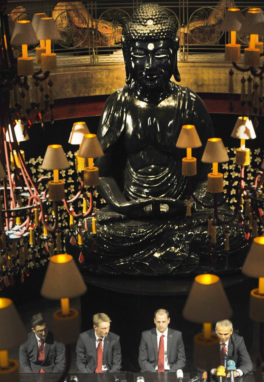 Sparťany bude ochraňovat v sobotu zjevně i samotný Buddha!