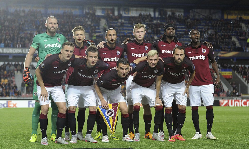 Fotbalisté Sparty vyběhli na APOEL v pozměněné sestavě a zaslouženě vyhráli 2:0