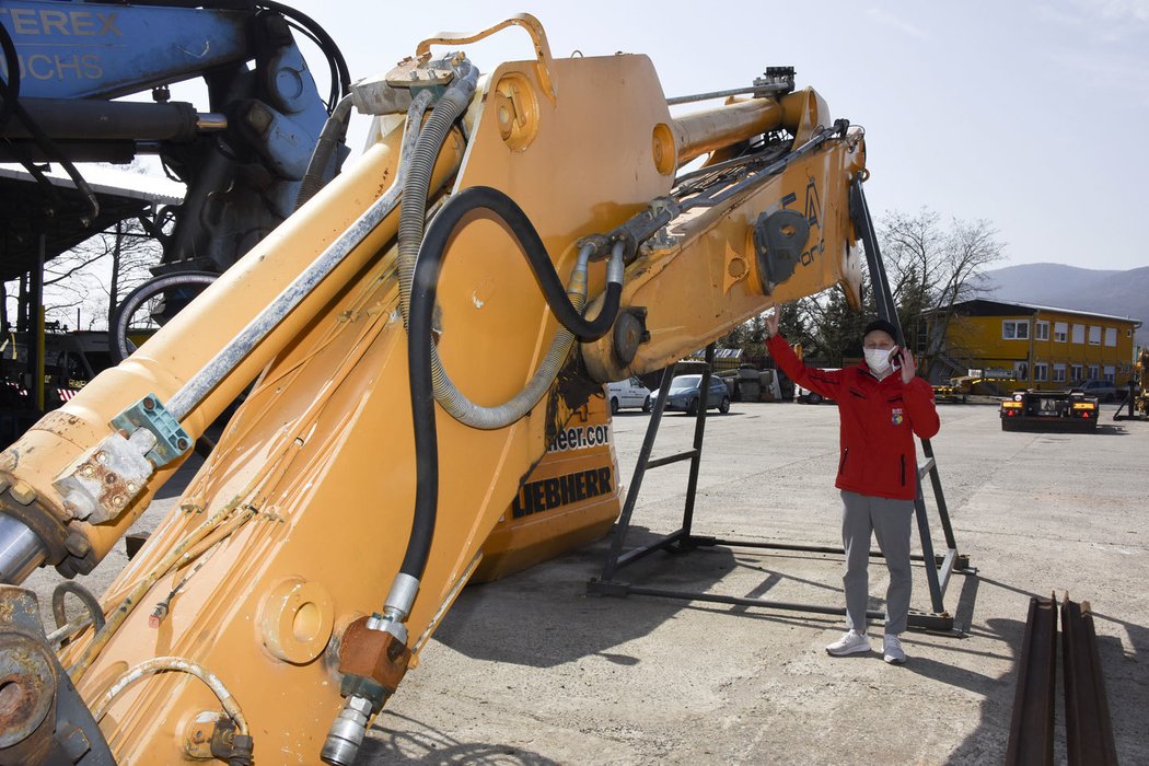 Speciál Liebherr 984C