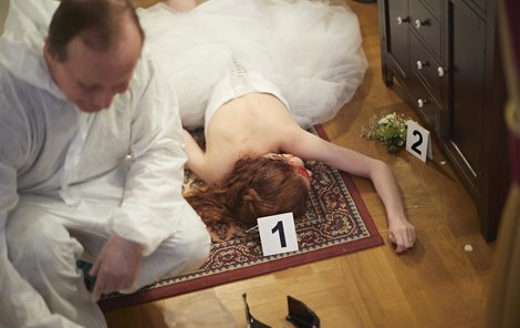 Nevěsta (Denisa Nesvačilová) natáčela ve dvou šatech.