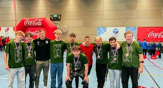 Do Prahy se po 22 letech vrátil turnaj Speciální olympiády: Douděra naděloval medaile Do Prahy se po 22 letech vrátil turnaj Speciální olympiády: Douděra naděloval medaile