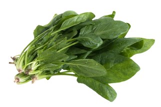 Špenát: Nízkokalorická vitamínová bomba! Špenát: Nízkokalorická vitamínová bomba!