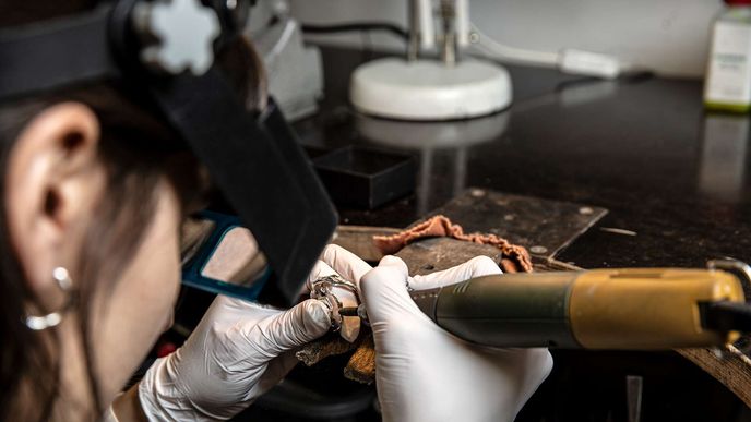 Magdalena Šťastníková při práci Magdalena Šťastníková při práci