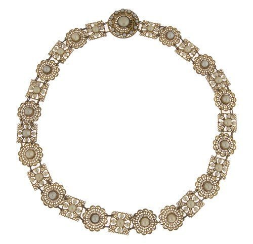 Pozlacený náhrdelník nosila Katharine Hepburn v Mary of Scotland